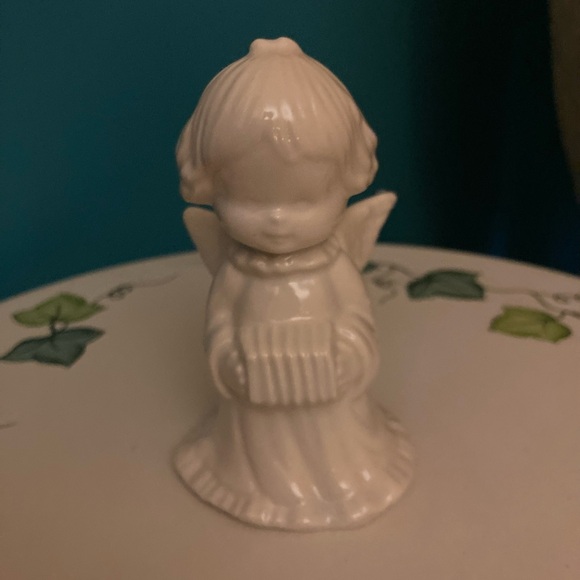 Set of 5 Adorable, White Ceramic Cherubs/Angels. Preowned - Picture 5 of 11